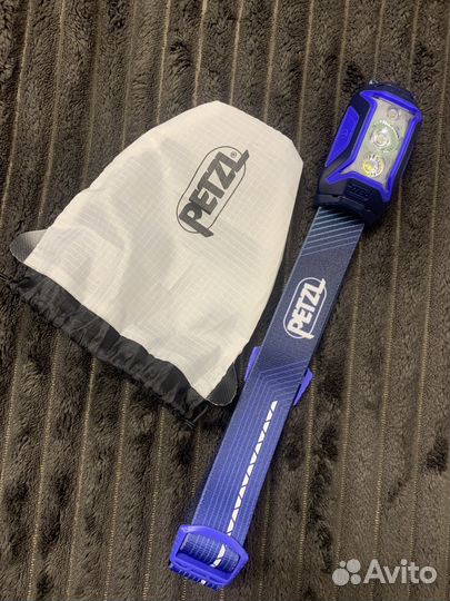 Налобный фонарь Petzl Actik Core