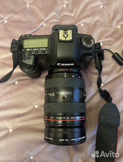 Зеркальный фотоаппарат Canon EOS 5D Mark II