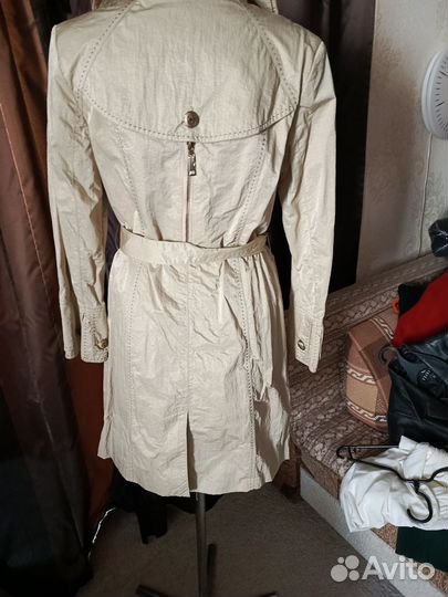 Плащ женский
