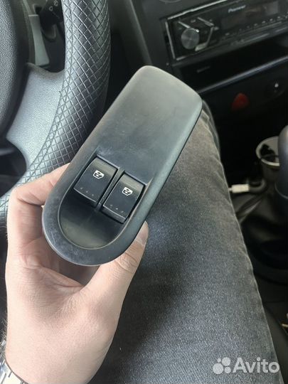 Блок стеклоподъемников Renault
