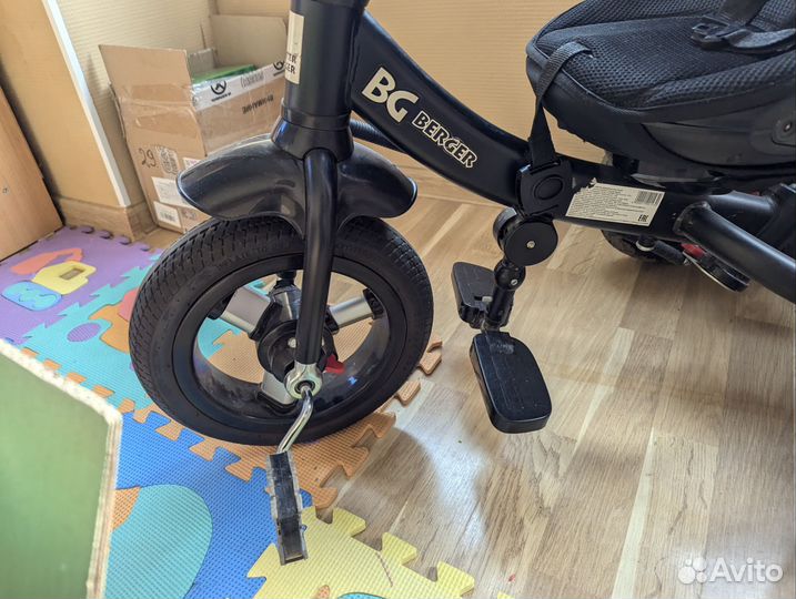 Трехколесный велосипед