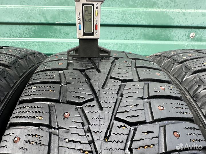 Roadstone Winguard WinSpike 215/65 R16