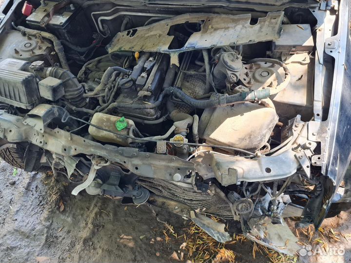 Suzuki Grand Vitara 2.0 AT, 2005, битый, 300 000 км