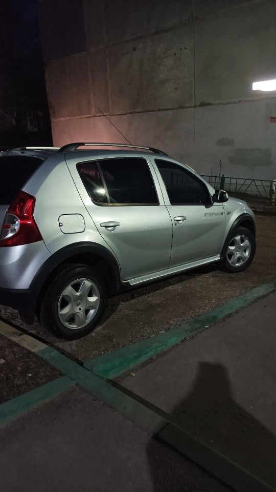 Renault Sandero Stepway: фото владельца