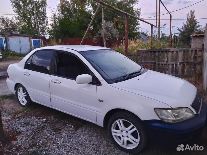Mitsubishi Lancer Cedia, 2000