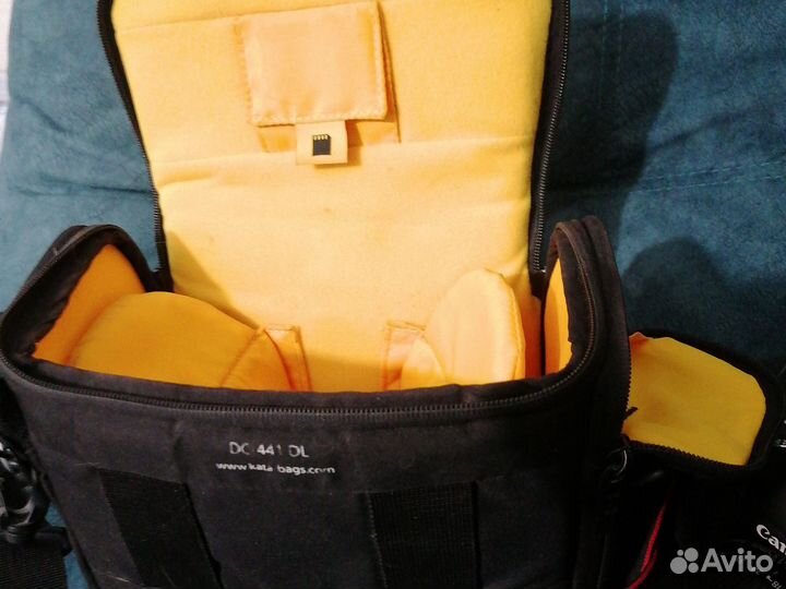 Зеркальный фотоаппарат canon