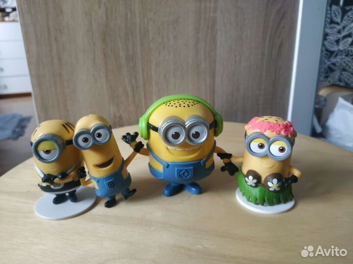 Игрушки миньоны из Макдональдса 2017г