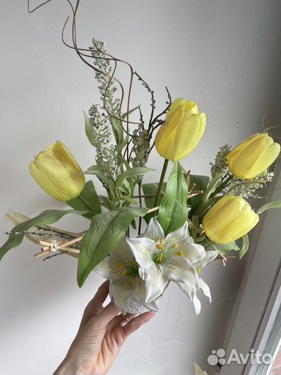 Экибана из искуственных цветов