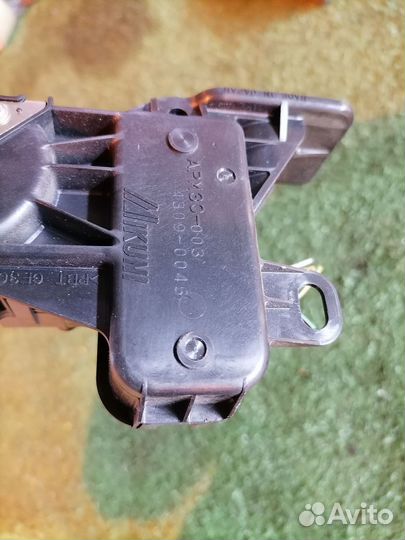 Педаль газа MR955387 Mitsubishi Grandis NA4W