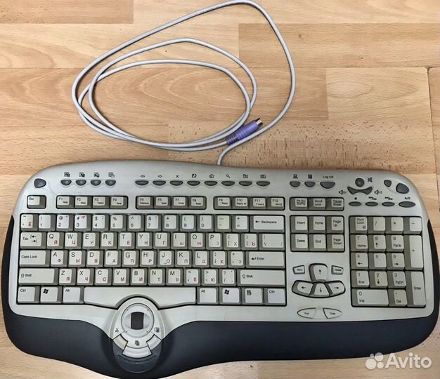 Офисная клавиатура BTC 8190A White PS/2. Рабочая