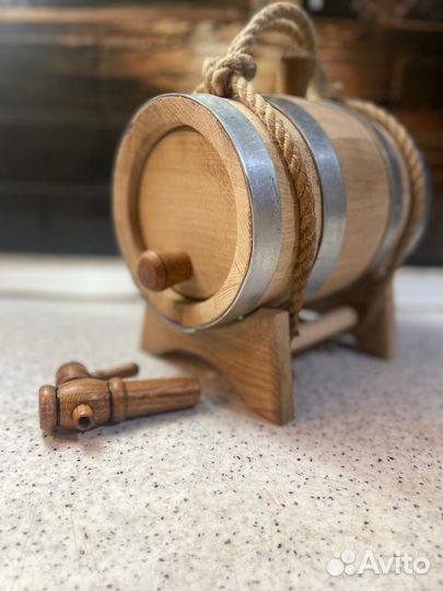 Деревянная бочка дубовая 1литр