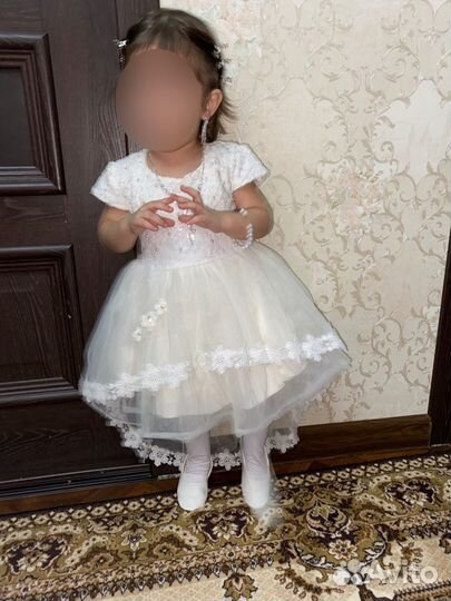 Платье нарядное