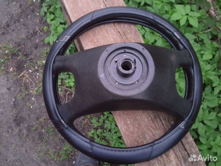 Рулевое колесо на Ауди 80 и 100 с3 и с4