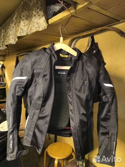 Мотокуртка. Женская экипировка