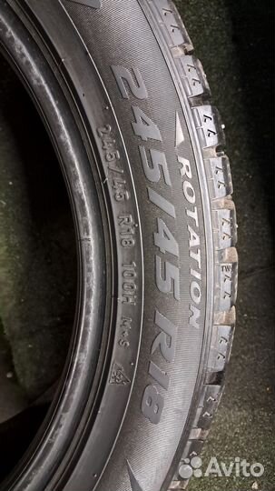 Pirelli Ice Zero 245/45 R18 100H