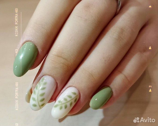 Модель на наращивание ногтей