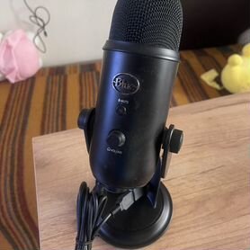 Микрофон blue yeti