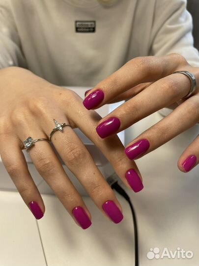 Нужна модель на маникюр и педикюр