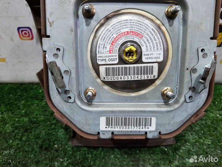 Подушка безопасности в руль Nissan Teana J31