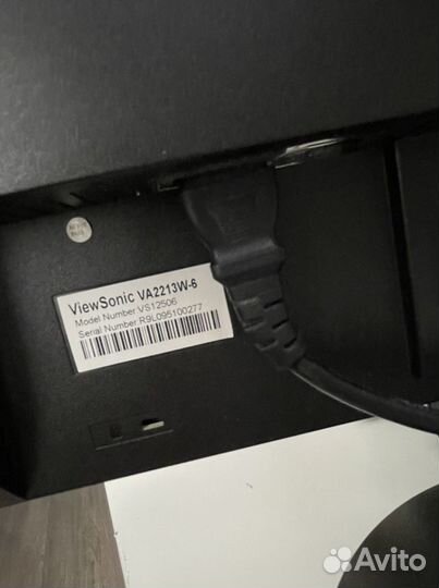 ЖК монитор 21.5