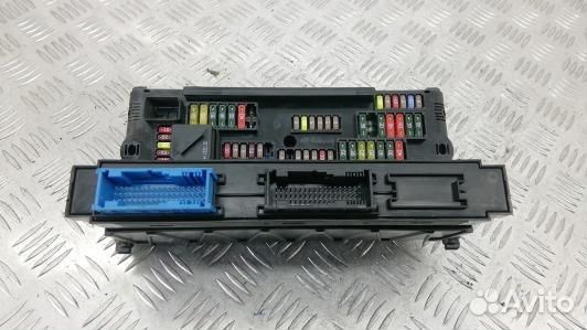 Блок предохранителей BMW 5 F10/F11 (2BA11M102)