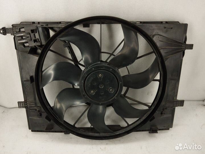 Вентилятор охлаждения Mercedes-Benz C-Класс