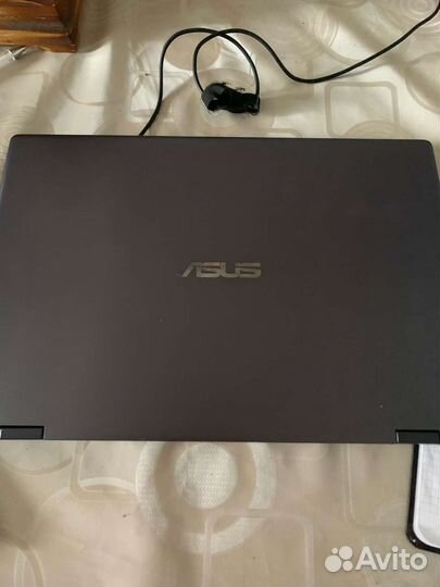 Ноутбук asus