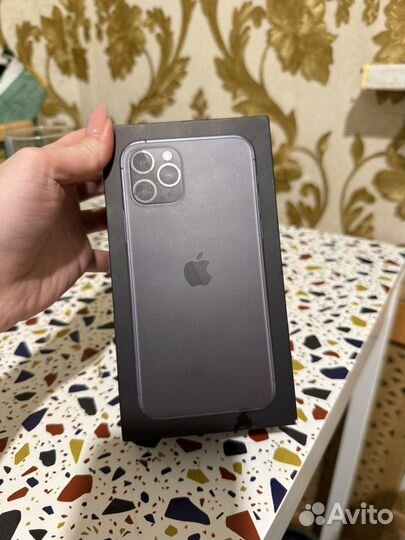 iPhone 11 Pro, 64 ГБ