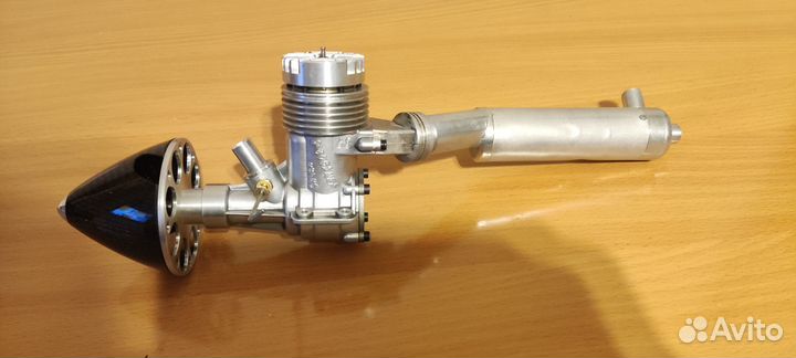 Авиамодельный двигатель Discovery 68