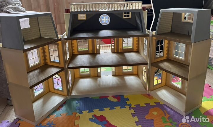 Домик кукольный sylvanian families