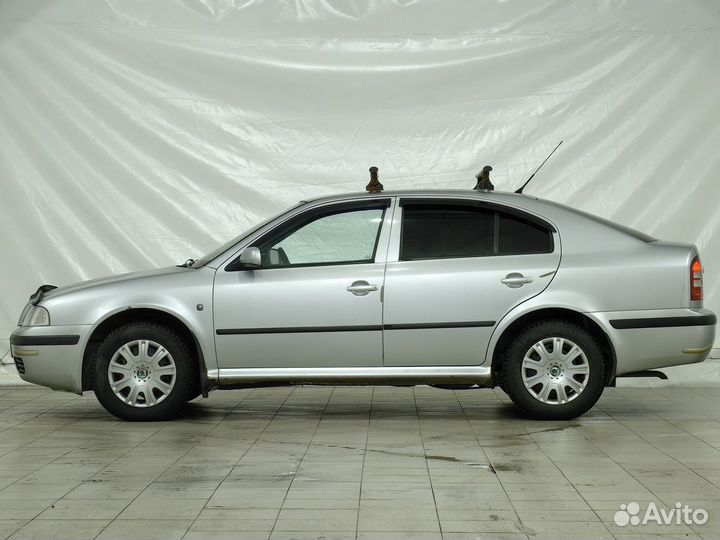 Skoda Octavia 1.6 МТ, 2008, 303 000 км