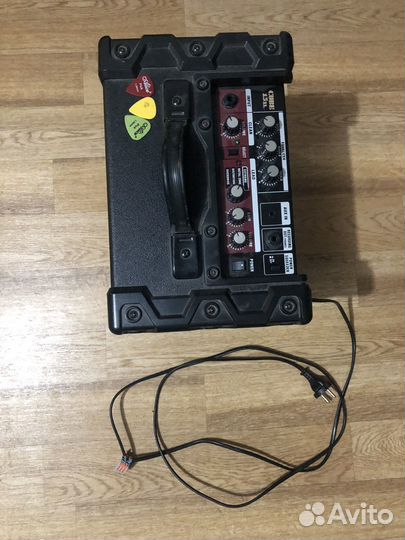 Комбоусилитель roland cube-15XL