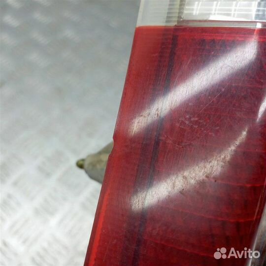 Фонарь задний внутренний правый Mitsubishi Lancer