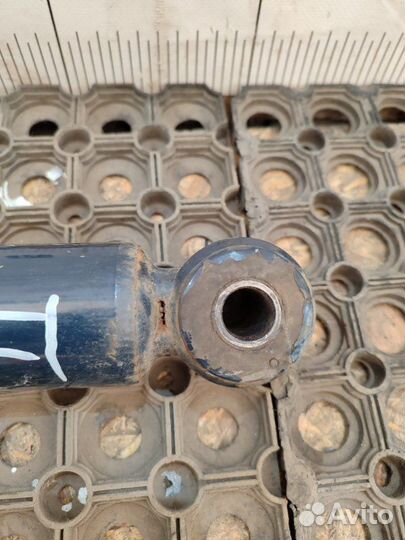 Амортизатор подвески Mercedes-Benz 1838Ls 1993