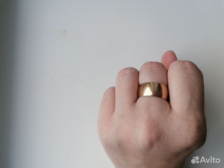 Обручальное кольцо