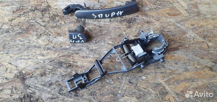 Ручка двери задней наружная правая Volkswagen Gol