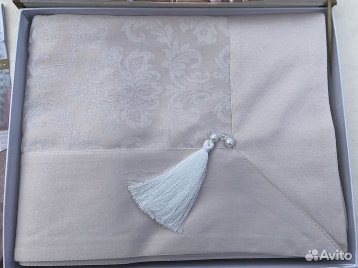 Скатерть прямоугольная 160 220 новая Турция
