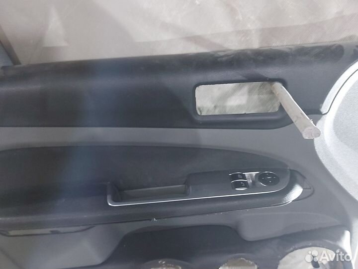 Обшивки дверей форд фокус 2