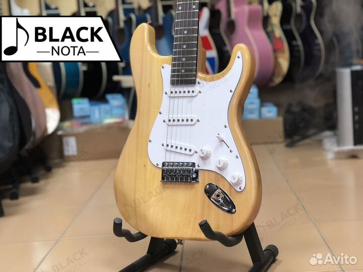 Электрогитара новая Fabio ST100 N