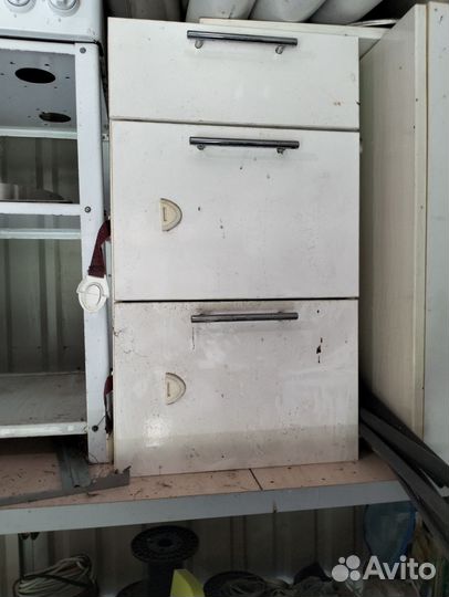 Кухонный шкаф бу