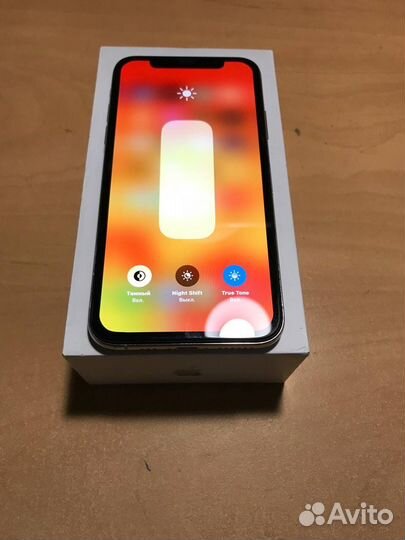 iPhone Xs, 64 ГБ