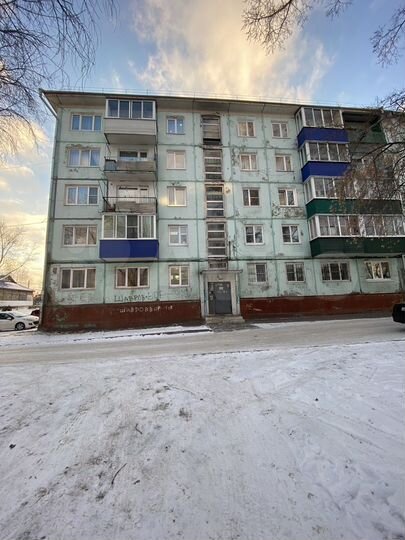3-к. квартира, 49,7 м², 1/5 эт.
