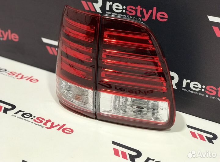 Фонари задние Toyota Land Cruiser Cygnus N1945