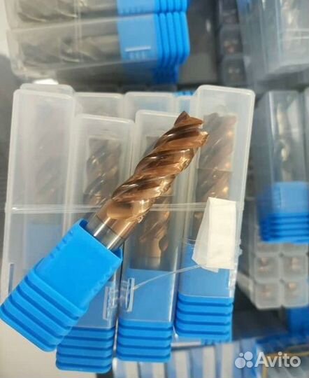 Пластина токарная deskar ccmt09T308 LF9018