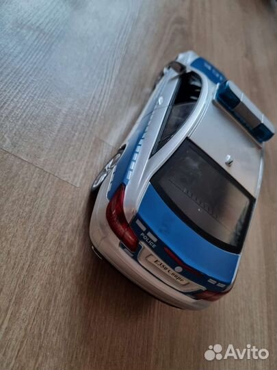 Машина на радиоуправлении 1:16