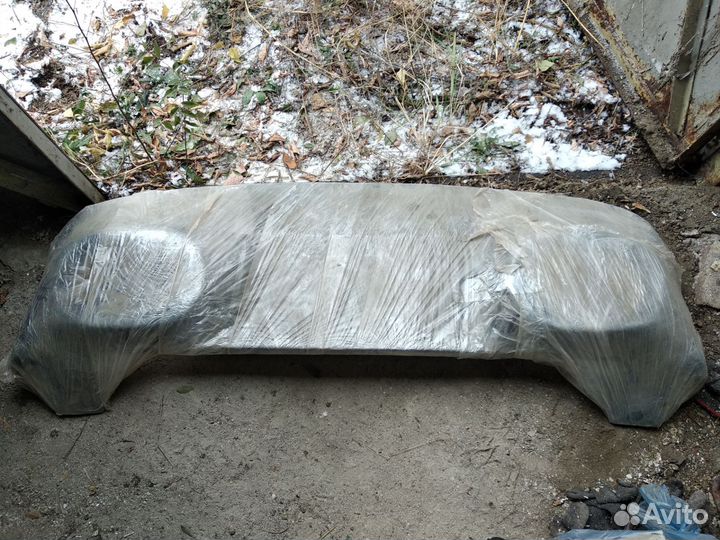 Продам заднюю полку для