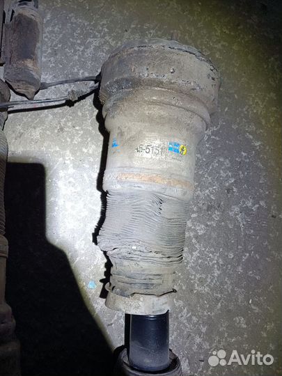 Передняя стойка на запчасти полный привод S 220