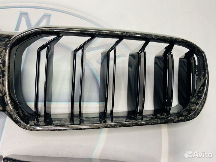 Комплект BMW G30 решётка, накладки кованый карбон