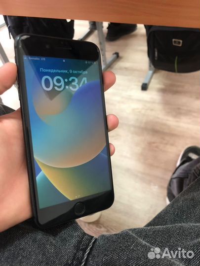 iPhone 8 Plus, 64 ГБ