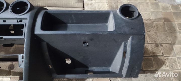 Торпеда renault logan 1